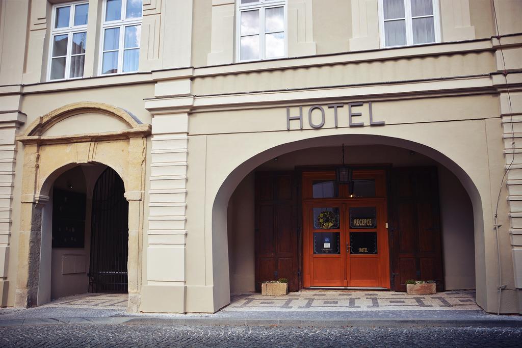 Hotel U Hradu Mlada Boleslav Luaran gambar